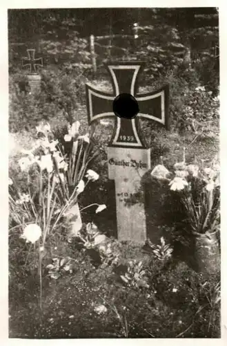  Originalfoto 9x6cm, Deutsches Soldatengrab Günter Behm