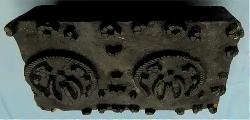 älterer handgeschnitzter Druckstock - Druckmodel - Stoffdruck - Motivstempel - Blaudruck-Stempel aus Holz.

 ca. 21 x 14,5 cm Größe