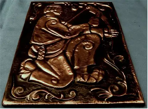 Kupferfolien-Bild mit Struktur - Motiv : Mann beim Schärfen einer Sense -

Größe : ca. 18,5 x 27 cm