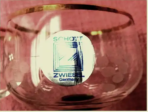 5 Stück Weingläser / Römer - 0,1 Liter 

Davon 2 von SCHOTT Zwiesel mit Goldrand