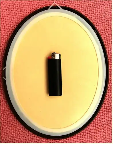 5 kleine ovale Gobelin-Bilder
 mit Motiven -
 Im Kunststoff-Rahmen -

 Ca. 20 x 26 cm Größe