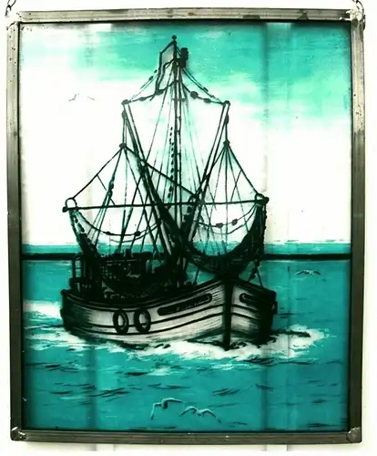 Fensterbild aus Glas -
 Im Blei-Rahmen -
 Motiv : Schiff auf Fahrt -
 Ca. 21,5 x 27 cm