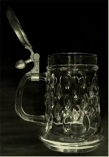 Bierkrug aus Glas - Mit Zinndeckel -

 Ca. 0,5 Liter Volumen - 
 