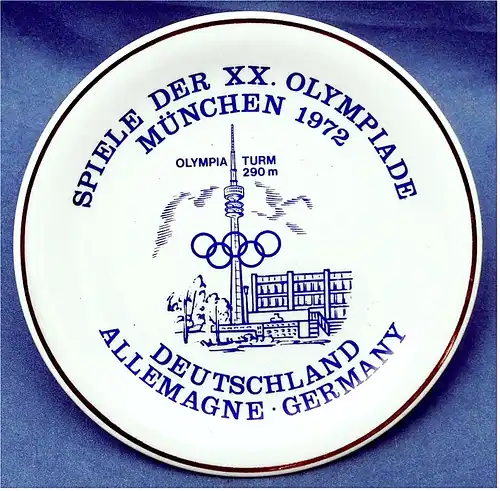 Sammelteller aus Porzellan - Motiv : Olympiade 1972 / Olympia-Turm 

Von Hutschenreuther / Hugo Schmidt.