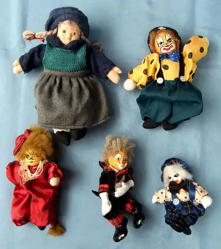 4 x Clowns / Harkeling + 1 Mädchen - Porzellan- bzw. Keramikköpfe