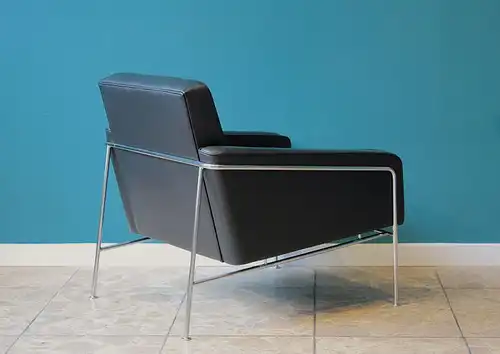 Modell 3300 Sessel von Arne Jacobsen für Fritz Hansen, neu mit Leder bezogen