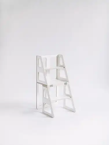 Der Leiterstuhl TIPSTAR, gehört zu einem unverzichtbaren Möbel der heutigen Zeit mit echtem Kult-Potenzial. Dabei haben wir mit dem Anspruch an Zeitloses Design das Konzept...