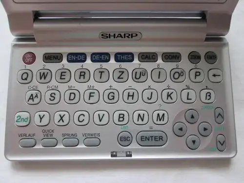 Sharp: PW-E310 (Sharp Electronic Dictionary) + Tasche

