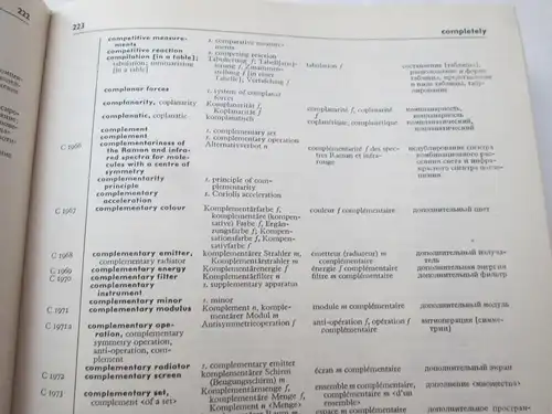 VEB Verlag Technik: Technik-Wörterbuch Physik - englisch - deutsch + französisch + russisch (1.) A-M + 2.) N-Z + 3.) Register)
