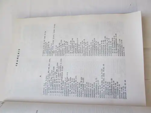 Romuald Zylka: Wydawnictwa Geologiczne: Geologisches Wörterbuch - englisch-polnisch+russisch+französisch+deutsch /
Wydawnictwa Geologiczne : Geological Dictionary / Slownik Geologiczny / Dictionnaire De Geologie. 