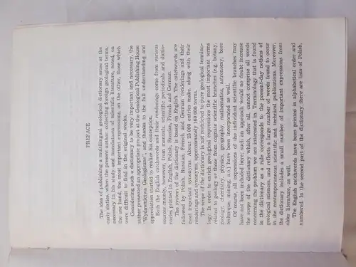 Romuald Zylka: Wydawnictwa Geologiczne: Geologisches Wörterbuch - englisch-polnisch+russisch+französisch+deutsch /
Wydawnictwa Geologiczne : Geological Dictionary / Slownik Geologiczny / Dictionnaire De Geologie. 