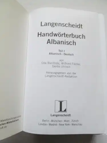 Langenscheidt: Handwörterbuch - Albanisch. 