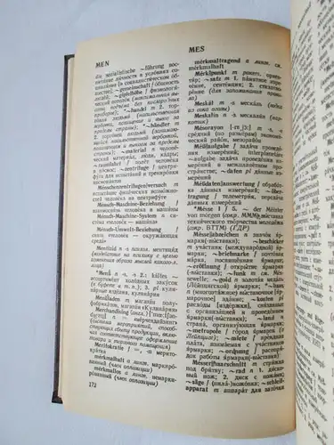 Verlag Russische Sprache: Wörterbuch - Russisch (in vier Bänden). 