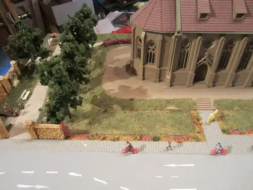 Diorama Kirche mit Friedhof