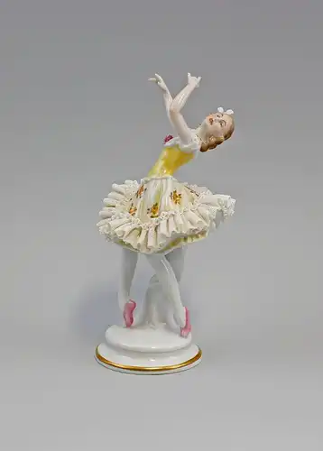 Porzellan Spitzen-Figur Tanzende Dame Ballett Tänzerin Unterweißbach 