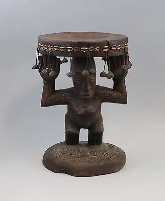 Karyatiden-Hocker Afrika Luba Kongo 20. Jh. Holz geschnitzt 7839003 0