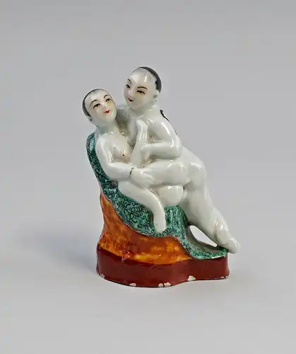 Kleine erotische Porzellanfigur China Kamasutra Erotika 