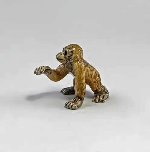 Miniatur Porzellan Figur Orang Utan Baby 3,5x3cm 9982084