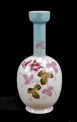 Vase Opalinglas Floraldekor 19. Jh. zart rose-farbenes opakes Glas 99835215