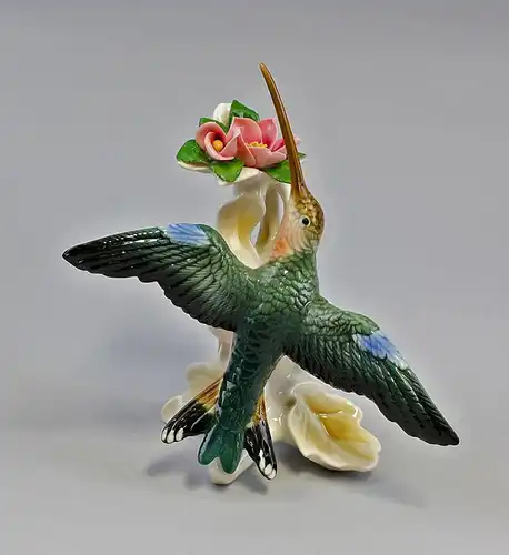 Porzellan Figur Kolibri fliegend mit Blüte Vogel Ens H18cm 9941106#