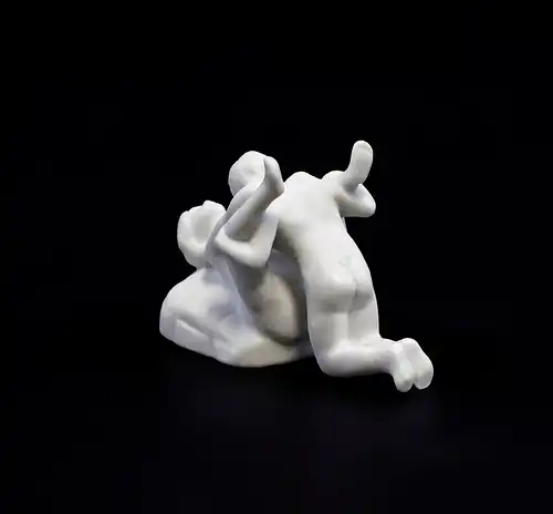 9944330 Porzellan Figur erotische Miniatur Erotik Kämmer H5cm