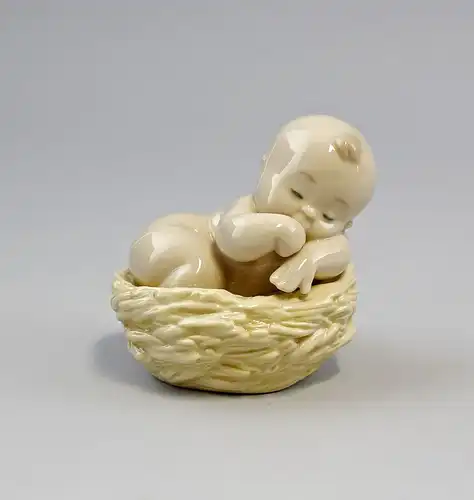 Porzellan Figur  Schlafendes Baby Nao Lladro Spanien 9956058