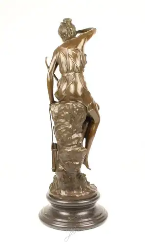 Bronze Skulptur Diana Göttin der Jagd sitzend neu 9973370-dssp