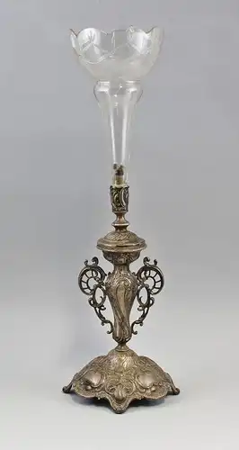 8230010 Versilberter Tafelaufsatz mit Flöten-Vase WMF um 1900