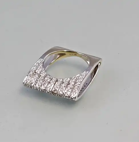 8325160 Designer Ring mit Brillanten 750er Weiß Gold