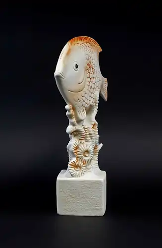 Porzellan Figur Aquarium Fisch Bisquit rot Wagner & Apel 7x24cm 9942577