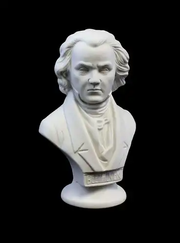 9942310 Porzellan Figur Wagner&Apel Büste Beethoven weiß bisquit H15cm