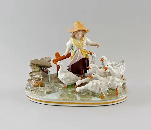 Porzellan Figur Mädchen mit Gänsen Gänseliesel Ernst Bohne 27x22cm 