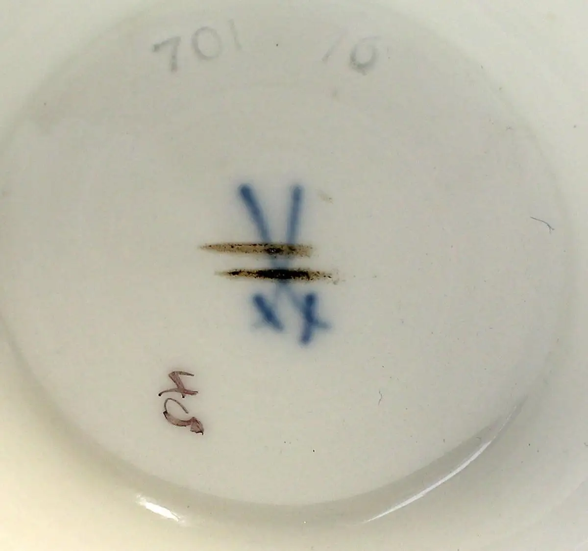 8340111 Kaffee-Kanne Meissner Rose Schwanenhenkel 1.H.19.Jh. Meissen 2