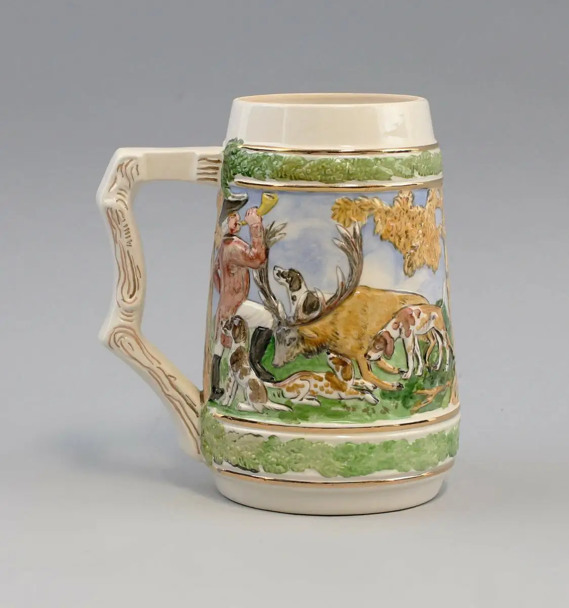 9959152 Porzellan Bierkrug 1L Relief handbemalt Jagd Jäger Sonderposten H20cm 2