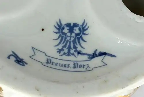 Paar Porzellan Figuren Preussen Knabe und Blumen Mädchen Goldstaffage