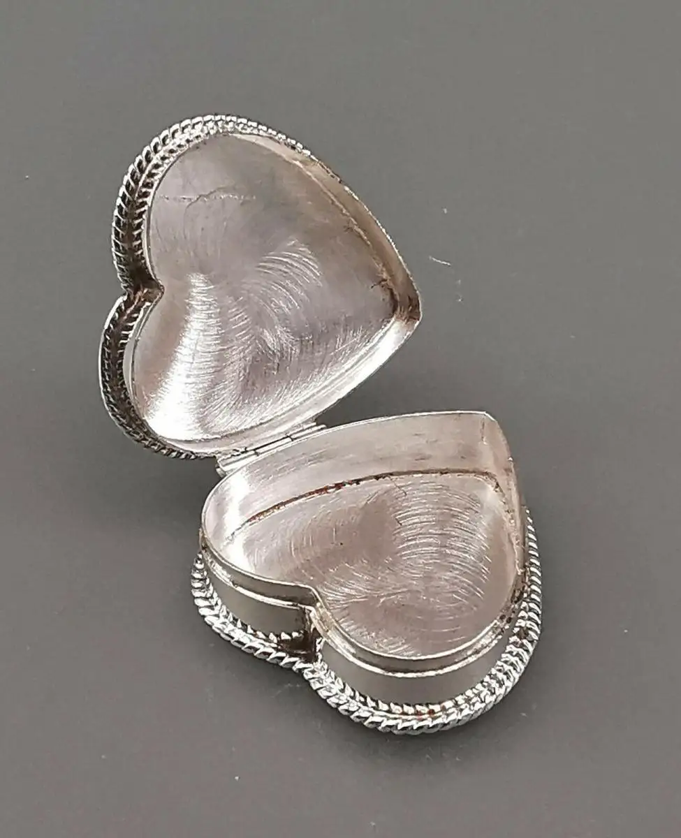 9923084 925er Silber Döschen Kordelrand Pillendose Gravur Herz 3x3x1,2cm 1
