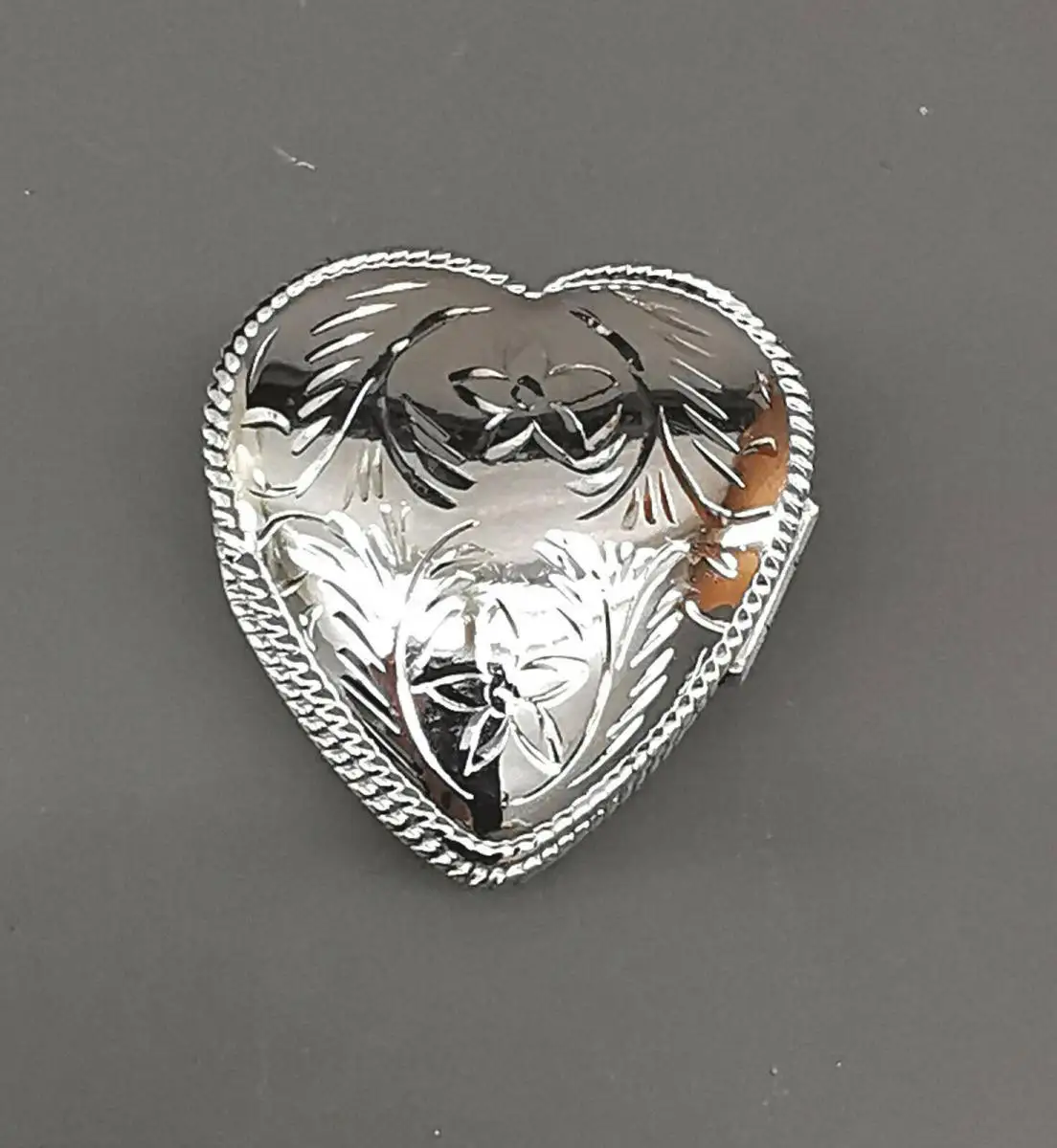 9923084 925er Silber Döschen Kordelrand Pillendose Gravur Herz 3x3x1,2cm 2