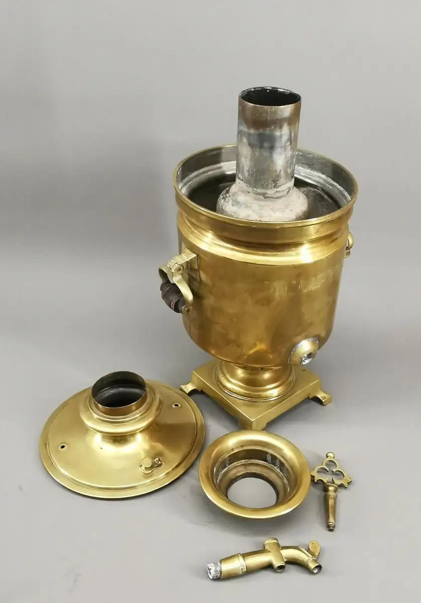 8733001 Samowar Batashew Tula Messing 1.H.20.Jh. H49cm 5