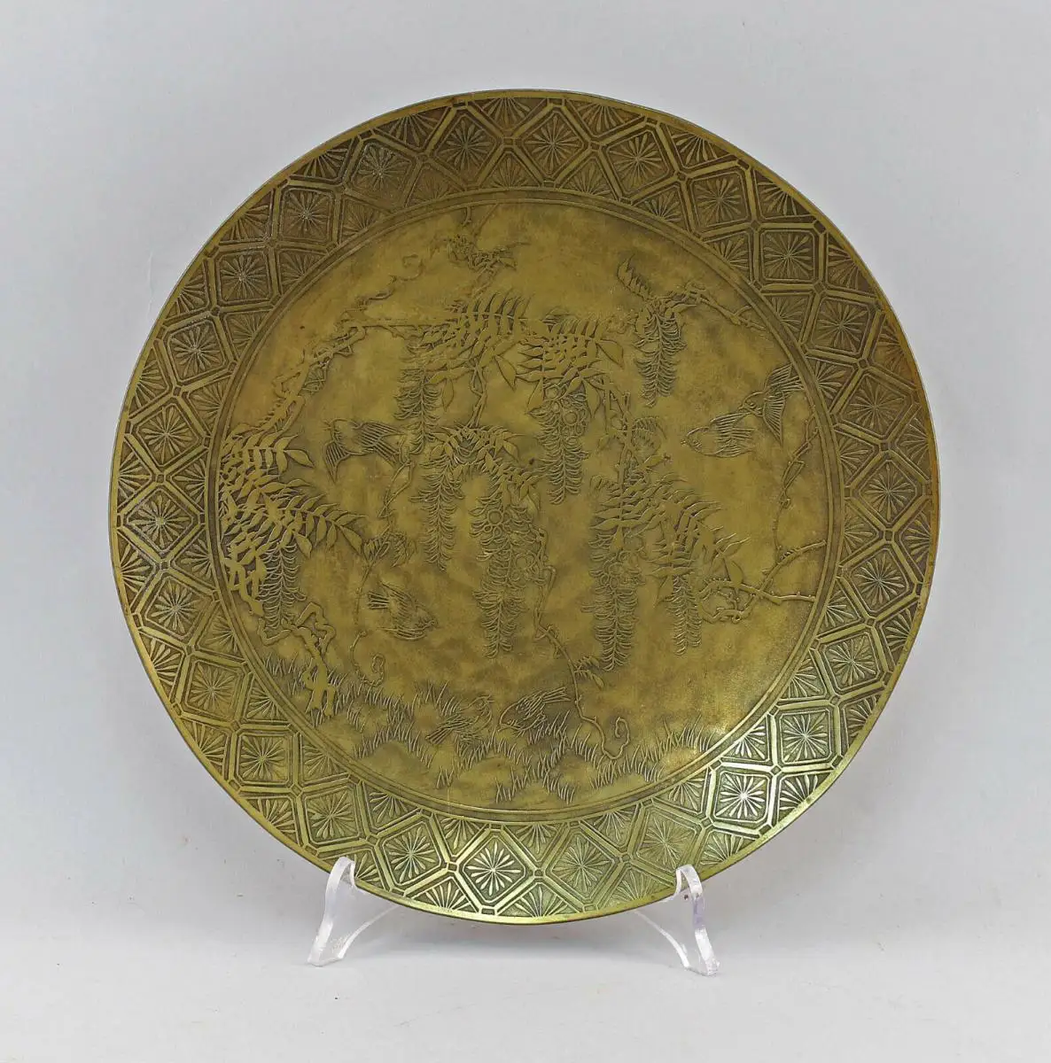 99839101 Messing-Teller wohl China Flachreliefbild 0