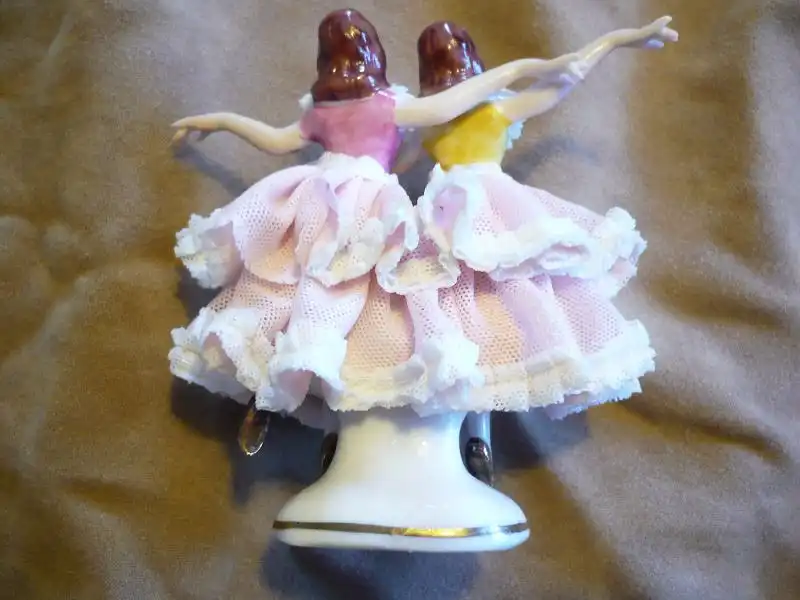 2 Balletttänzerinnen Bisquitporcellan  ( 76) Preis reduziert 2