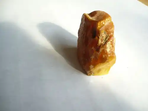 Großer Natur-Bernstein gelb  15,0gr.  (329)  Preis reduziert