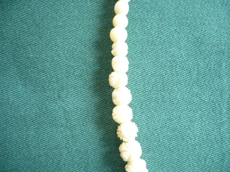 Jugendstil Elfenbeinkette,teilweise geschnitzte Perlen, im größenverlauf gearbeitet (506) Preis reduziert 3