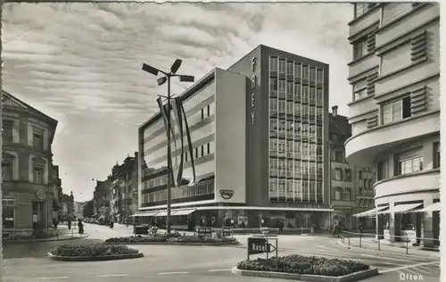 Olten v. 1967 Hotel Frey mit Strassensicht (AK201)