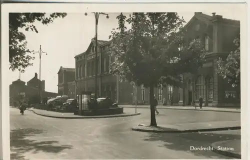 Dordrecht v. 1955 Station (AK214)
