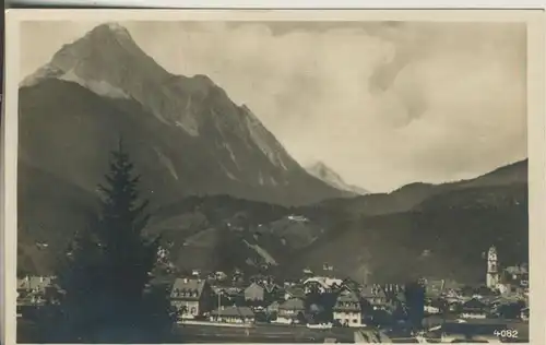 Mittenwald v. 1932 Teil-Stadt-Ansicht (AK566) 