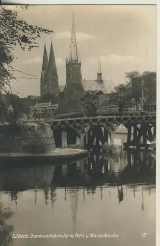 Lübeck v. 1950 Brücke mit Kirche (AK690) 