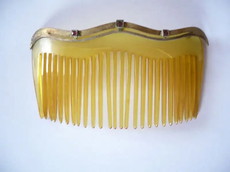 Haar-Steck-Kamm mit Silbermontur und 3 Rubinen (537) stark reduziert 0