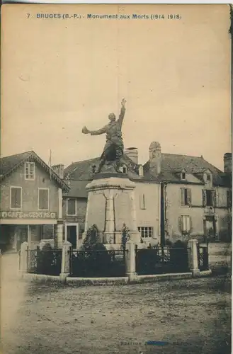 Bruges v. 1922 Monument aux Morts & Cafe Centro (AK1136)