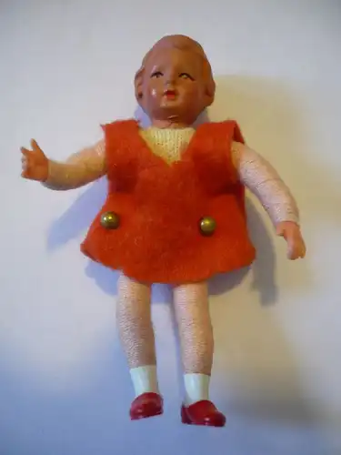 Puppenstuben Biege-Puppe - in rotem Kleid (629) Preis reduziert