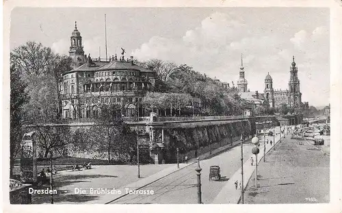 Dresden - Die Brühlsche Terrasse v. 1920 (060AK)